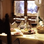 Kulinarik und Wein in der Barstube im Hotel Krone